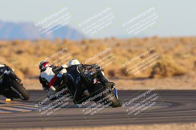 media/Dec-07-2024-CVMA (Sat) [[21c5f1ef85]]/Race 13-Amateur Supersport Middleweight/